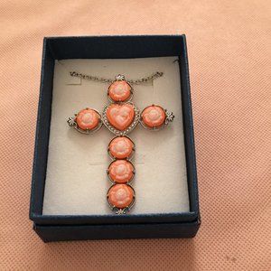 18 in Angel Cross with peach quartz